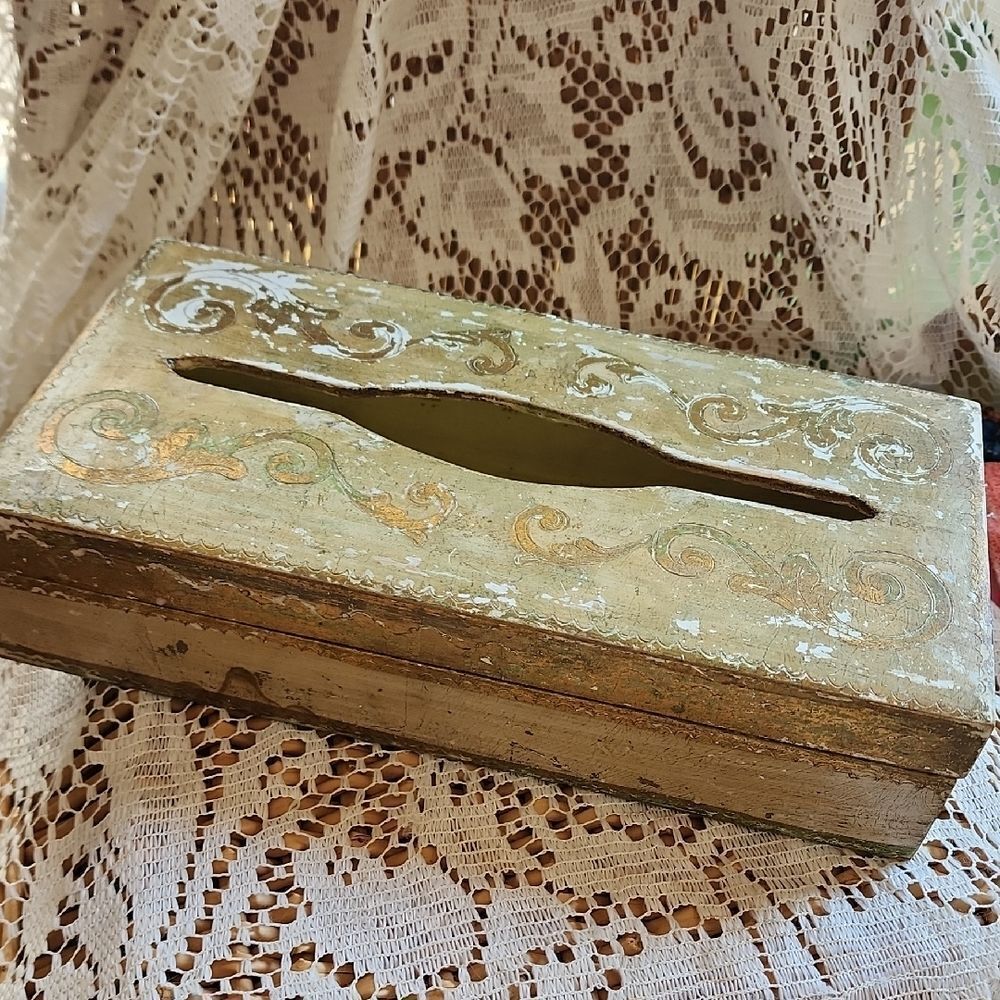 Gilded Vintage Florentine Wooden Distressed Tissue Box Wire Hinged